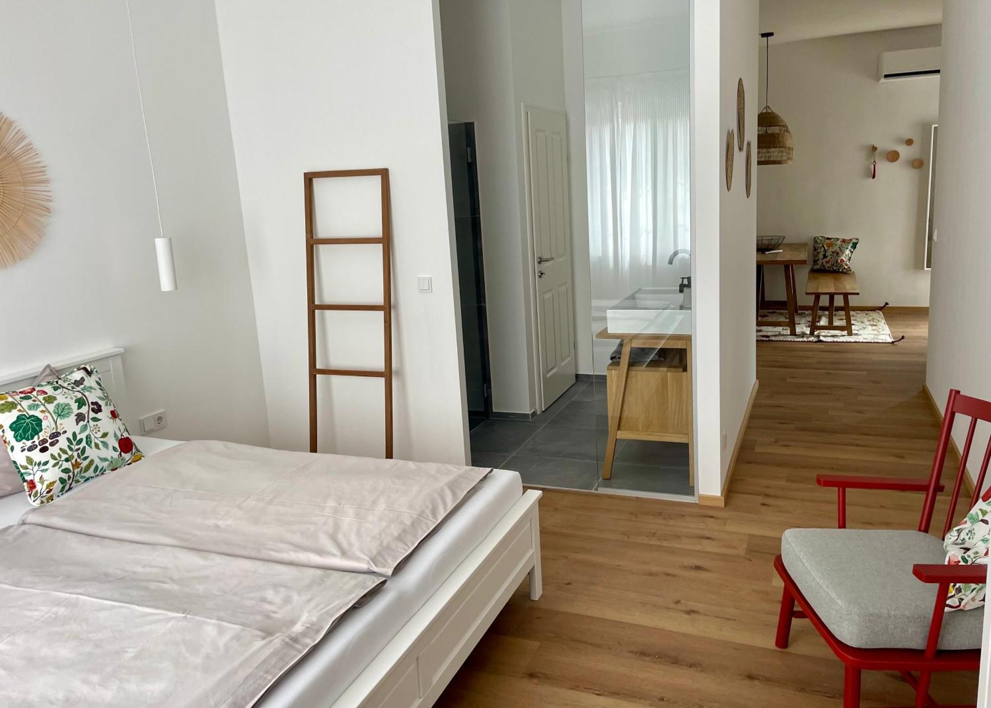 Pannonia Apartments 莫比斯希安西 外观 照片